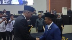 Sidang Paripurna Istimewa PAW Anggota DPRD Karawang Resmi Melantik H Saryadi