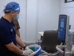 Bantu Masyarakat RSUD Karawang Berikan Pengobatan Nyeri  Secara Gratis