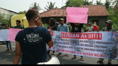 Forum Karawang Utara Bergerak (FKUB) Gelar Unjuk Rasa di Depan PT Monokem Surya