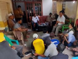PKB Karawang Bagikan Pupuk Organik gratis di Desa Sukamerta