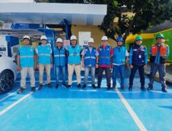 PLN UP3 Karawang Pastikan Keandalan SPKLU untuk Touring EV KOLEKSI Jakarta-Bali