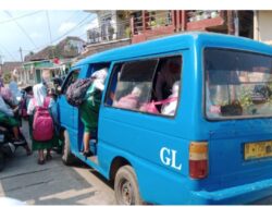 Larangan Siswa Bawa Motor ke Sekolah,Pengguna Angkot di Ciamis Meningkat