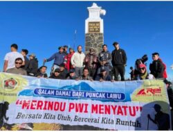 Himbauan Perdamaian Para Wartawan Untuk PWI Dari Puncak Lawu.
