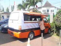 Tingkatkan Pelayanan dan Edukasi, Imigrasi Karawang Gandeng Kantor Pos dan Bentuk Desa Binaan di Citeko