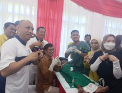 Kejari Karawang Gelar Jalan Sehat dan Sunatan Massal di HUT ke-80 