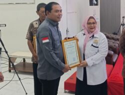 KADIN Karawang Raih Penghargaan TJSLP Tahun 2025