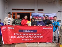Peduli Sesama,Telkomsel Bantu Warga Terdampak Bencana Banjir di Cisolok Sukabumi