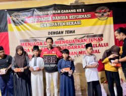 LSM GBR DPC Kabupaten Bekasi Adakan Bukber Bersama Puluhan Anak Yatim