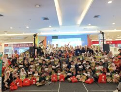 Ayyubi Foundation  dan Karawang Peduli Ajak Puluhan Anak Yatim Belanja Bareng di Mall KCP 2