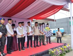 Bupati Karawang, Aep Syaepuloh Bersama Forkompinda Lepas Keberangkatan 443 Jemaah Haji