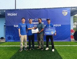 Haier Bina Talenta Lokal lewat Sekolah Sepak Bola (SSB) AQUA-Haier Cetak Atlet Masa Depan