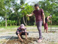 Mbah Goen dan Dedikasinya untuk Lingkungan Hijau