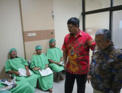 Pupuk Kujang Gelar Operasi Katarak Gratis Turunkan Angka Kebutaan Masyarakat
