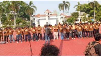 Wakil Bupati Maslani Lepas Peserta Jambore Jurnalis Karawang