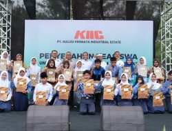 KIIC Salurkan Beasiswa untuk 280 Siswa di Karawang